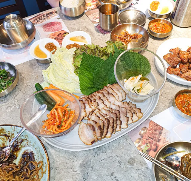 Mr. Park Senopati Korean Cuisine and Butchery