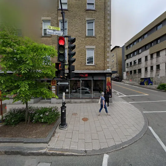 203 Rue Saint-Jean