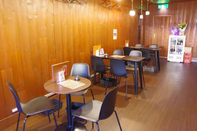 Light Bar ＆ Casual Pub ILLUM 仙川 ～イルム仙川～