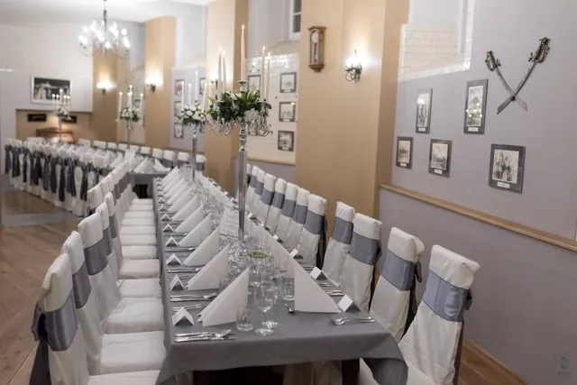 Hotel i Restauracja przy Oślej Bramie- Zamek Książ, Wałbrzych