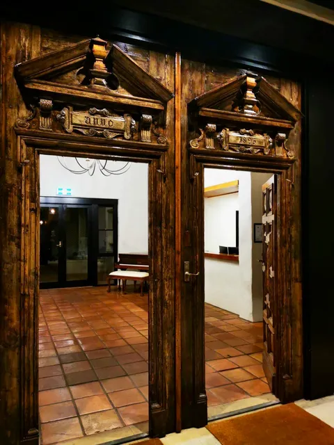 Tower Lodge Restaurant