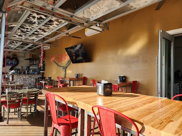 Taquería La Esquina