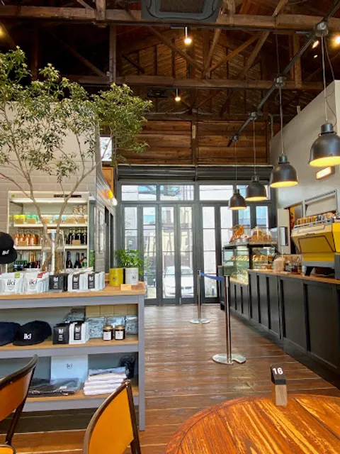 iki Roastery & Eatery