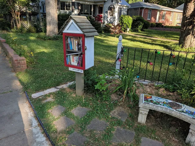 Merryoaks Free Little Library
