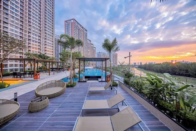 The Peak - Midtown M8