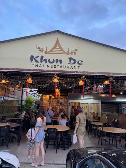 Khun De (Batu Lanchang)