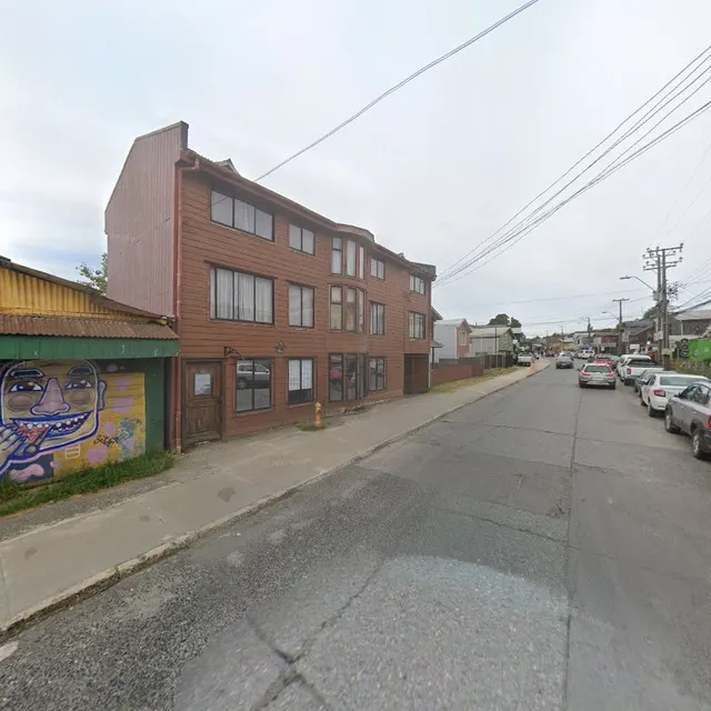 Hostal Invunche Blanco