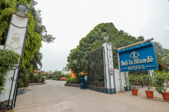 Bel-La Monde Hotel Chhattarpur