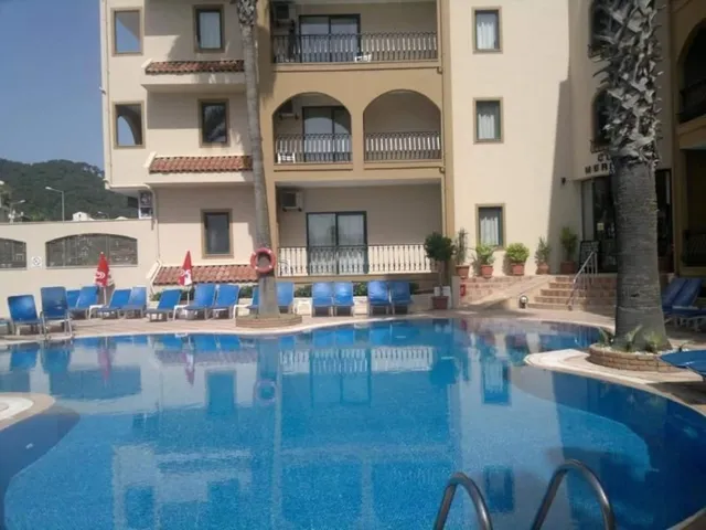 Club Meridyen Apart Otel