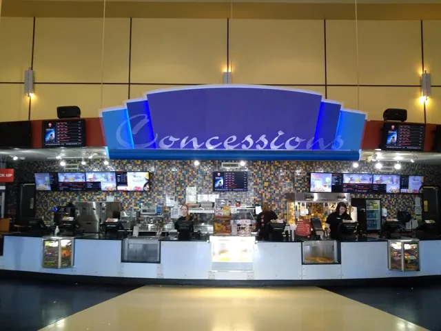 AMC CLASSIC Pine Ridge 11