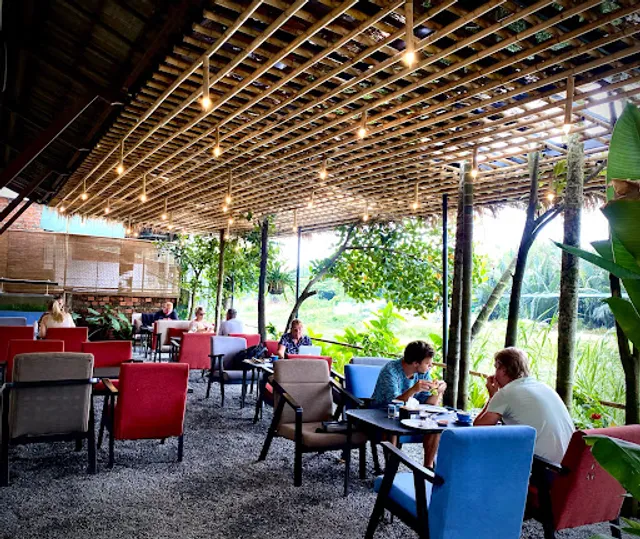 FinAqua's Cafe Hoi An Coffee & Healthy Food