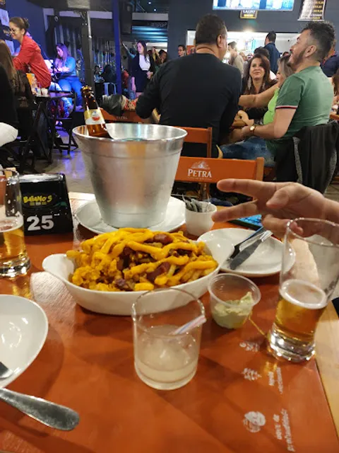 Baianos Bar