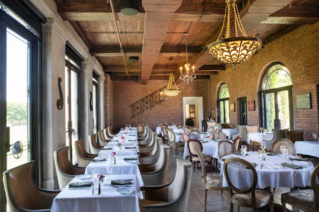 OHK Bar & Restaurant