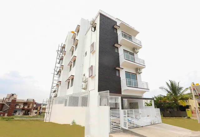 Krish Lakeside Comforts