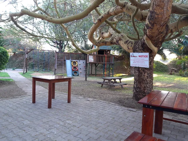 Roosters Pub & Grill