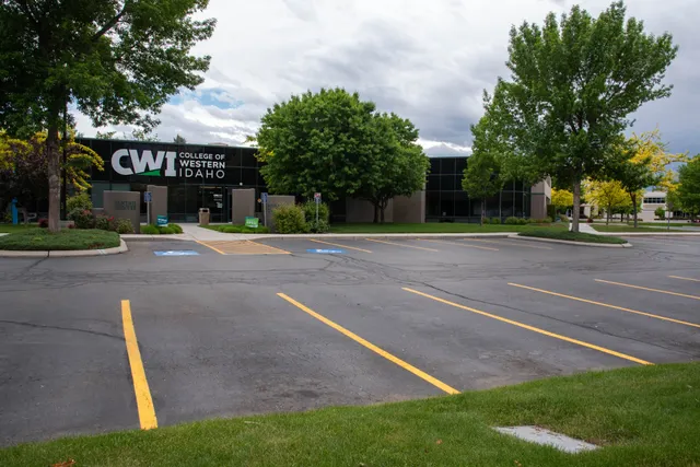 College of Western Idaho: Ada County Center Pintail Building