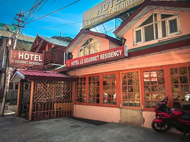 Hotel Le Gourmet Residency