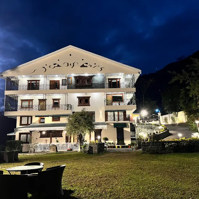 Cilantro Delisso Pelling