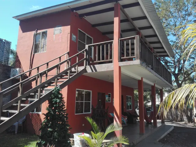 Hostal El Tunco Beach