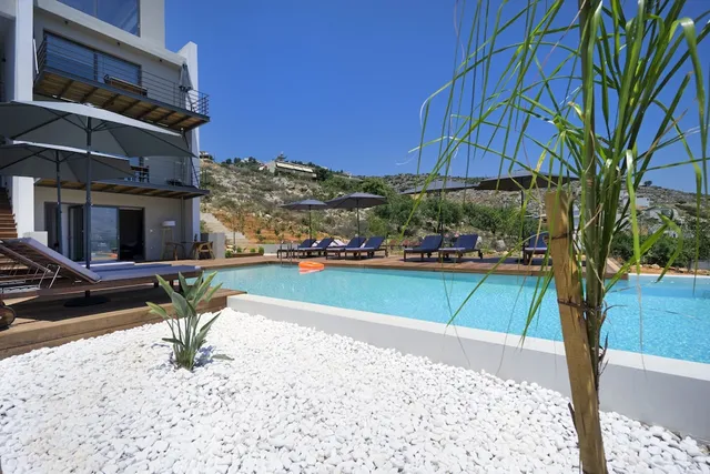 Seametry Luxury Living Apartments & Villas