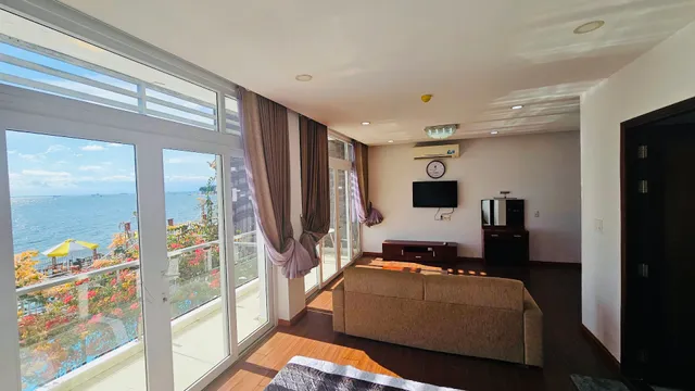 47 Tran Phu Hotel - Seaside Escape