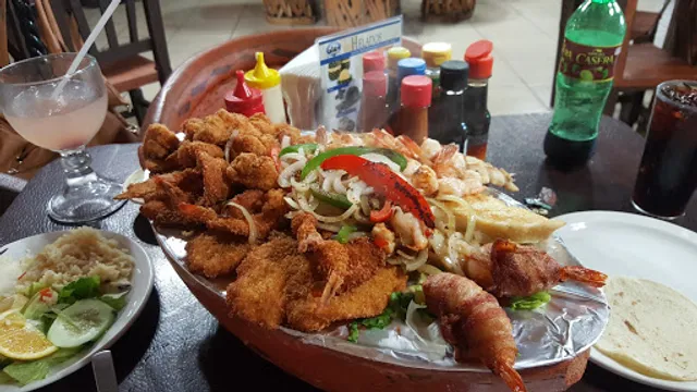 La Palapa del Bucanero