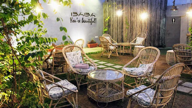 Loustic Cafe and Restaurant