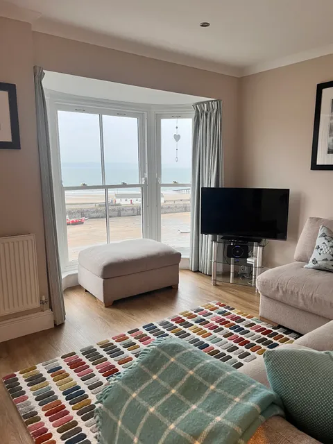 Apt 2 Goscar Court, Tenby