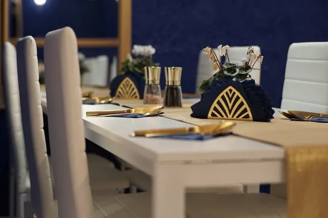 Golden Piggy Restaurant