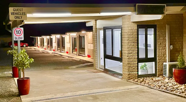 Central Highlands Motor Inn Kyneton - motel rooms start at $155