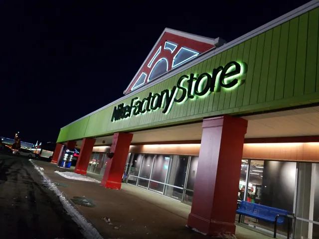 Nike Factory Store - Oshkosh