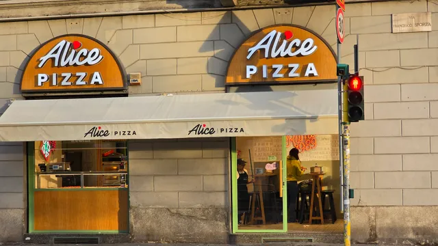 Alice pizza