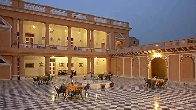 Hotel The MudFort Kuchesar