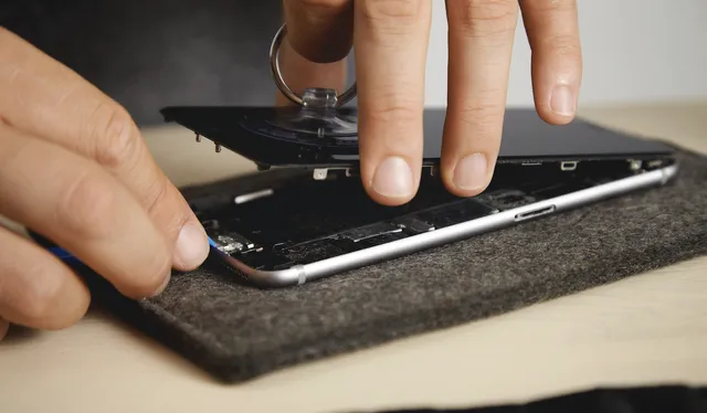 Cellaxs @ Belden Village Mall (adjacent to Chick-fil-A.)