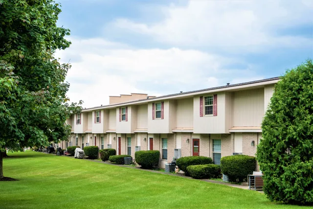 Saddle Club Townhomes