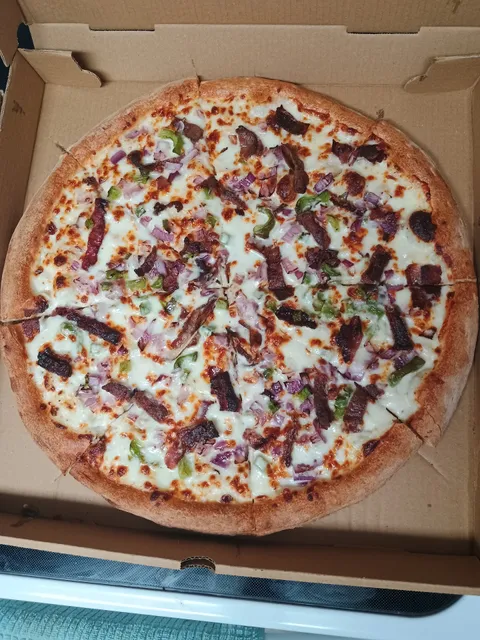 Krave Pizza and Wings