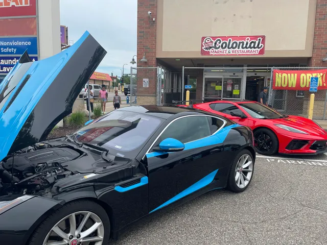 Colonial Market and Restaurant - North Minneapolis