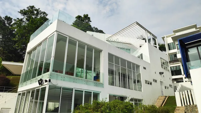 Summer Residence at Rainforest Sanctuary