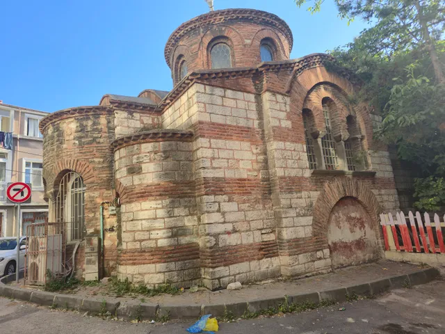 Hirâmi Ahmed Paşa Camii