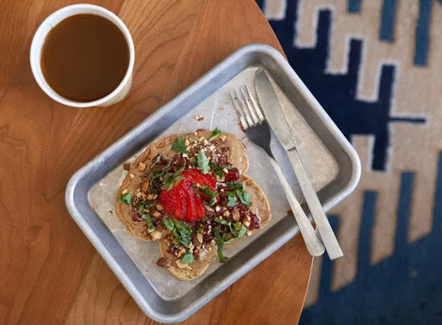 Easy Luck Coffee & Bodega