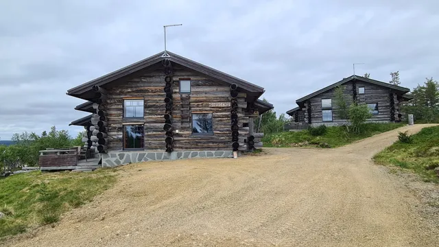 Sielikkö Aurora Log Apartments