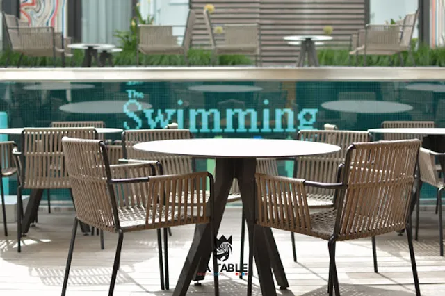 LA TABLE DU ROYAL SNAIL