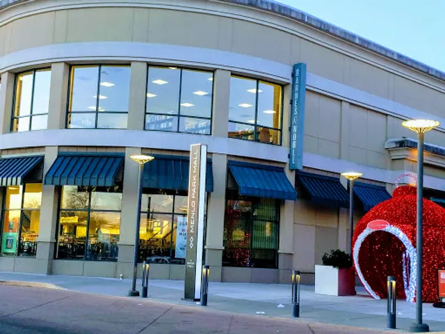 Barnes & Noble Café