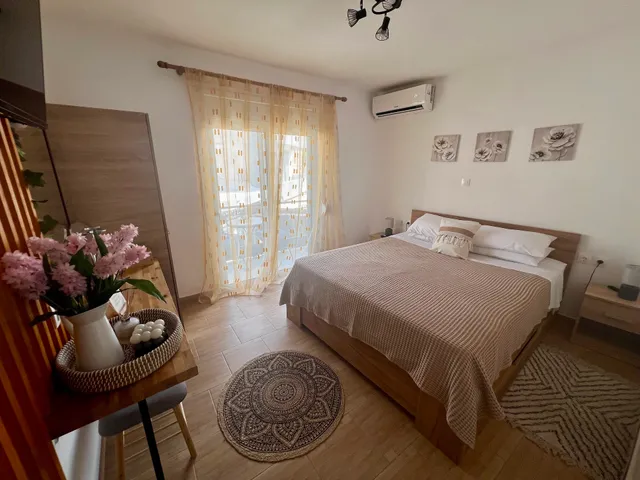 Afandou square apartment