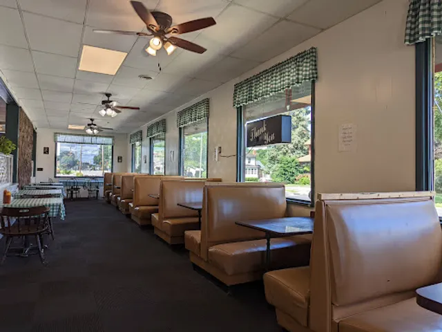 Kardohely's Family Restaurant