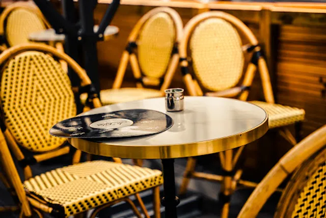 Le Tube | Bar à chicha à Paris