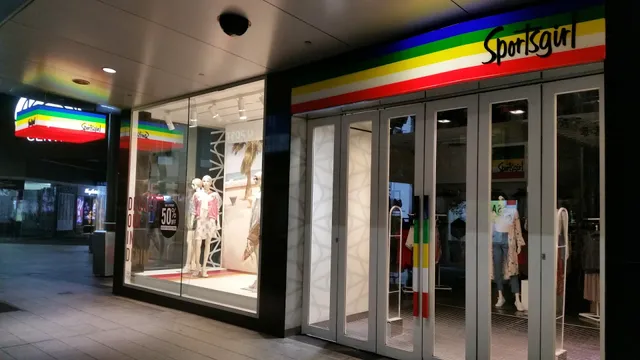 Sportsgirl Rundle Mall