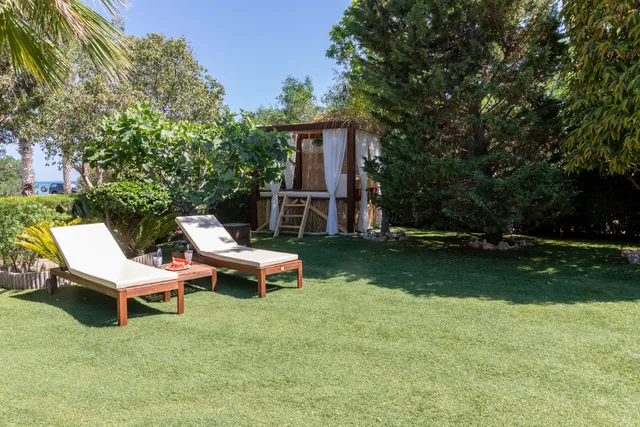 SPYROS SEASIDE MANORS 86