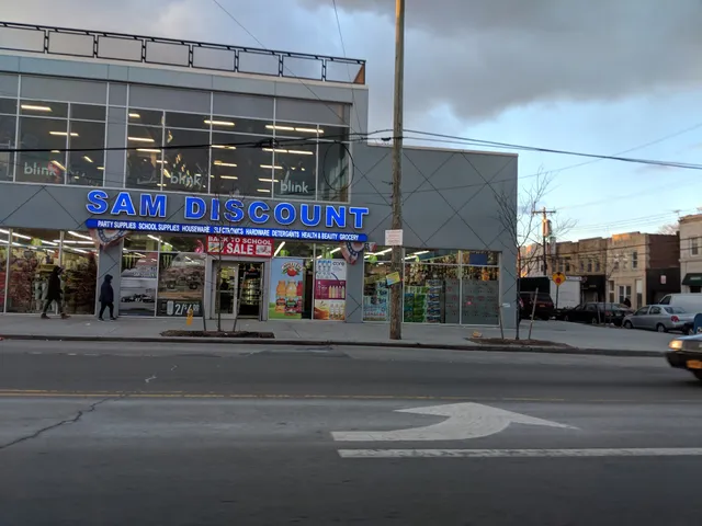 Sam Discount