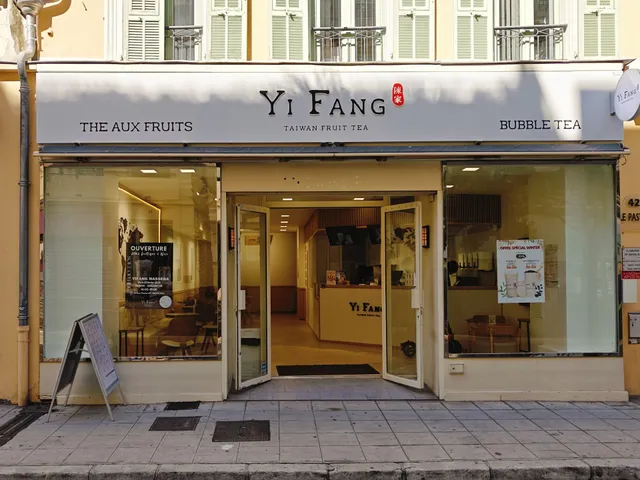 Yi Fang - Bubble Tea & Thé aux Fruits - Masséna 一芳台灣水果茶